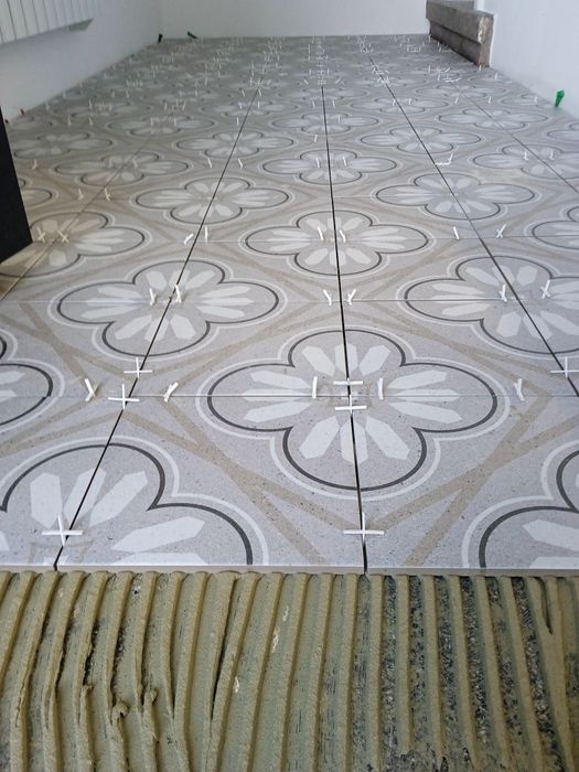 Виконуємо плиточні роботи .Та різні роботи