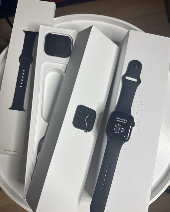 Годинник apple watch 5 series 44 mm