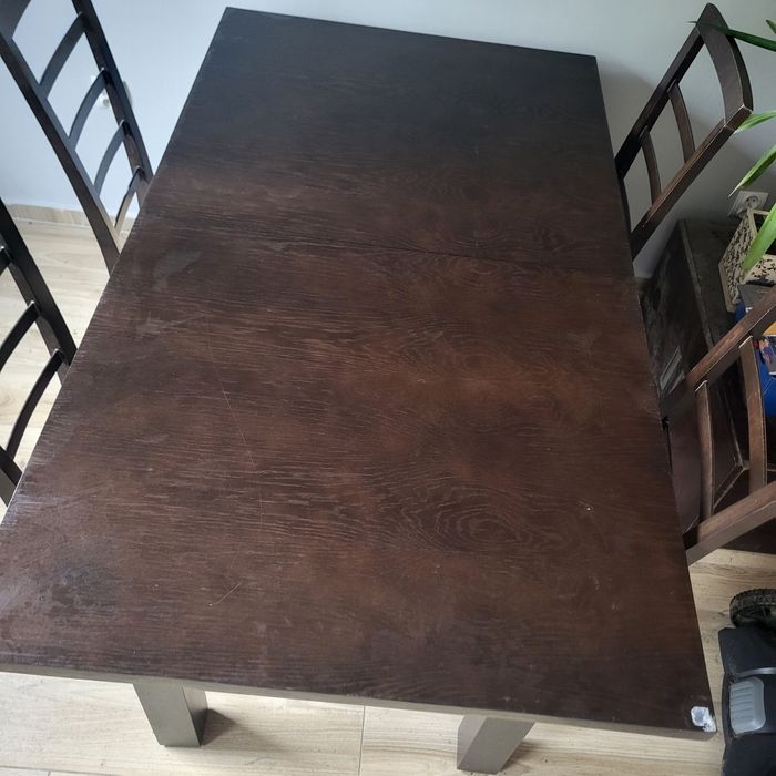 Piękny duży solidny stół wenge