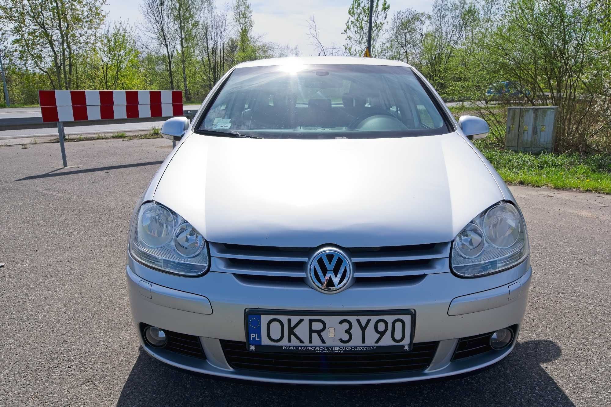 VW-GOLF V-1.9 Tdi-Klimatronik -PDC-model 2007-nowy przegląd -Alumy