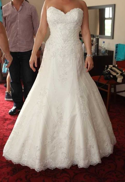 Suknia ślubna biało-ecru