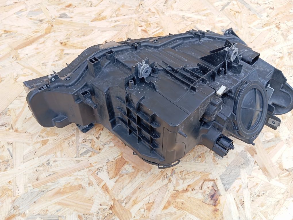 Lampa lewa przód przednia H7 BMW f30 f31