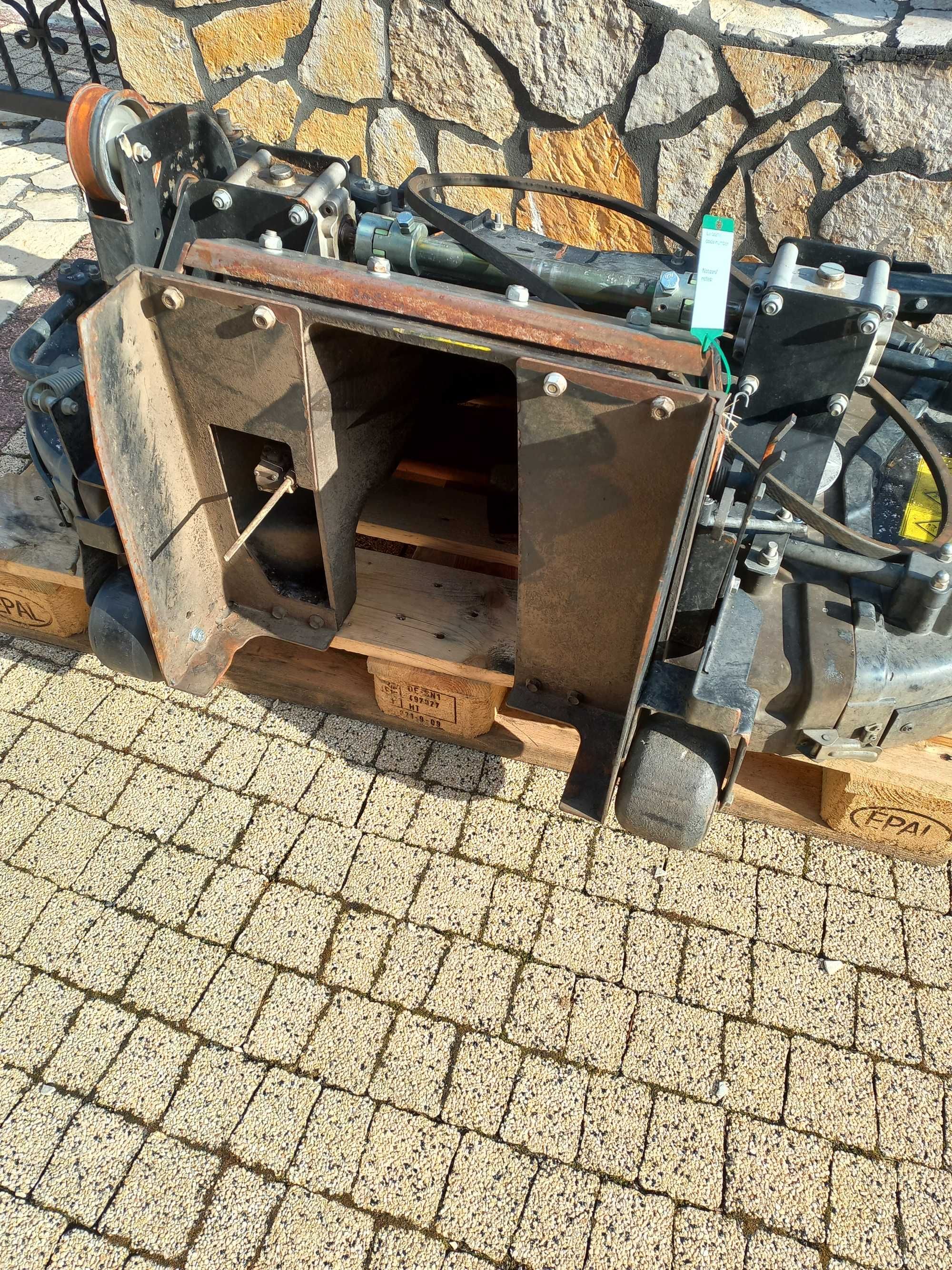 Kosisko do Etesia 124 do mulczowania bez zbierania i drugie normalne