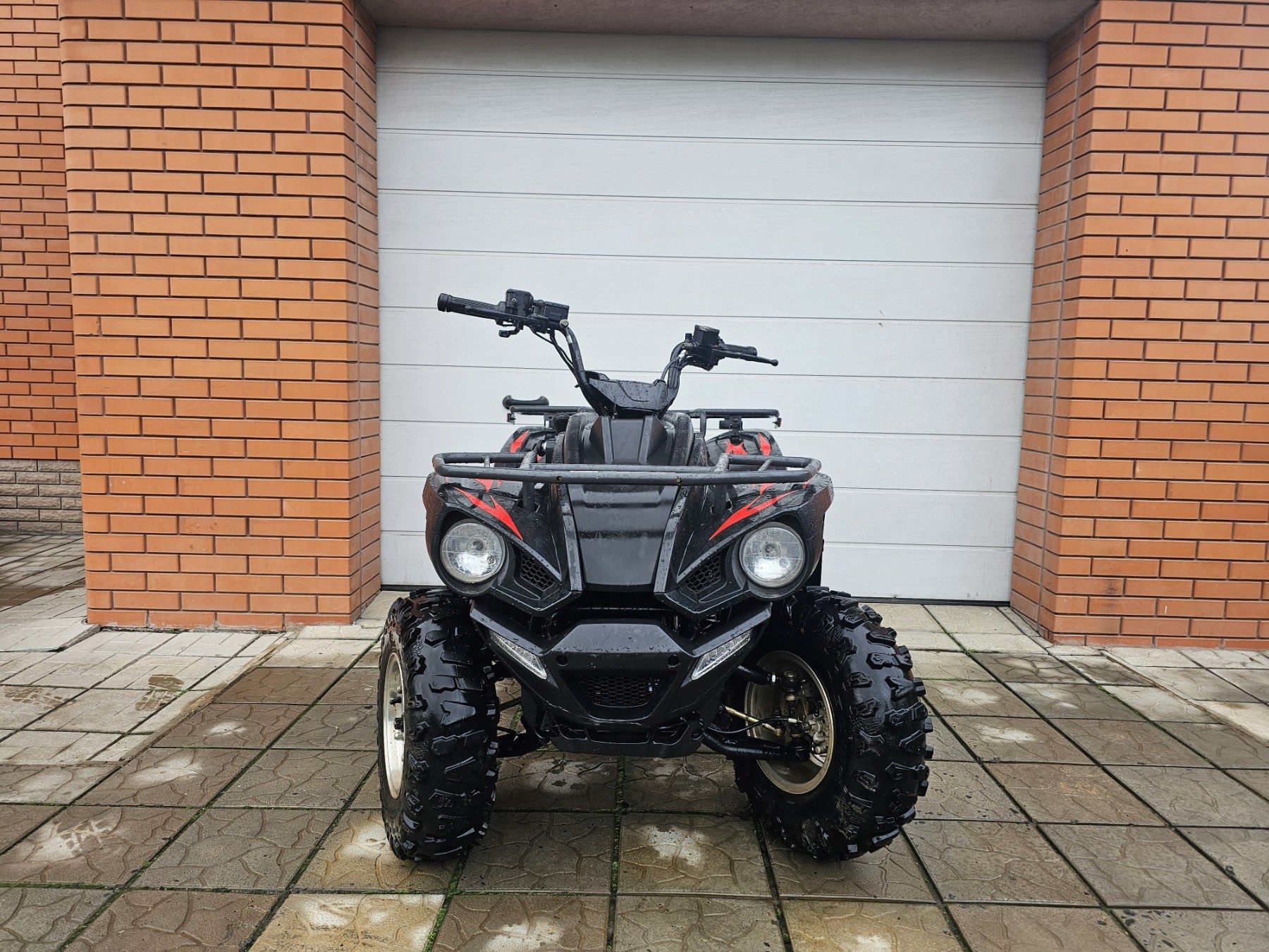 Квадроцикл linhai   Z 180 гарний стан ціна за 1 шт.