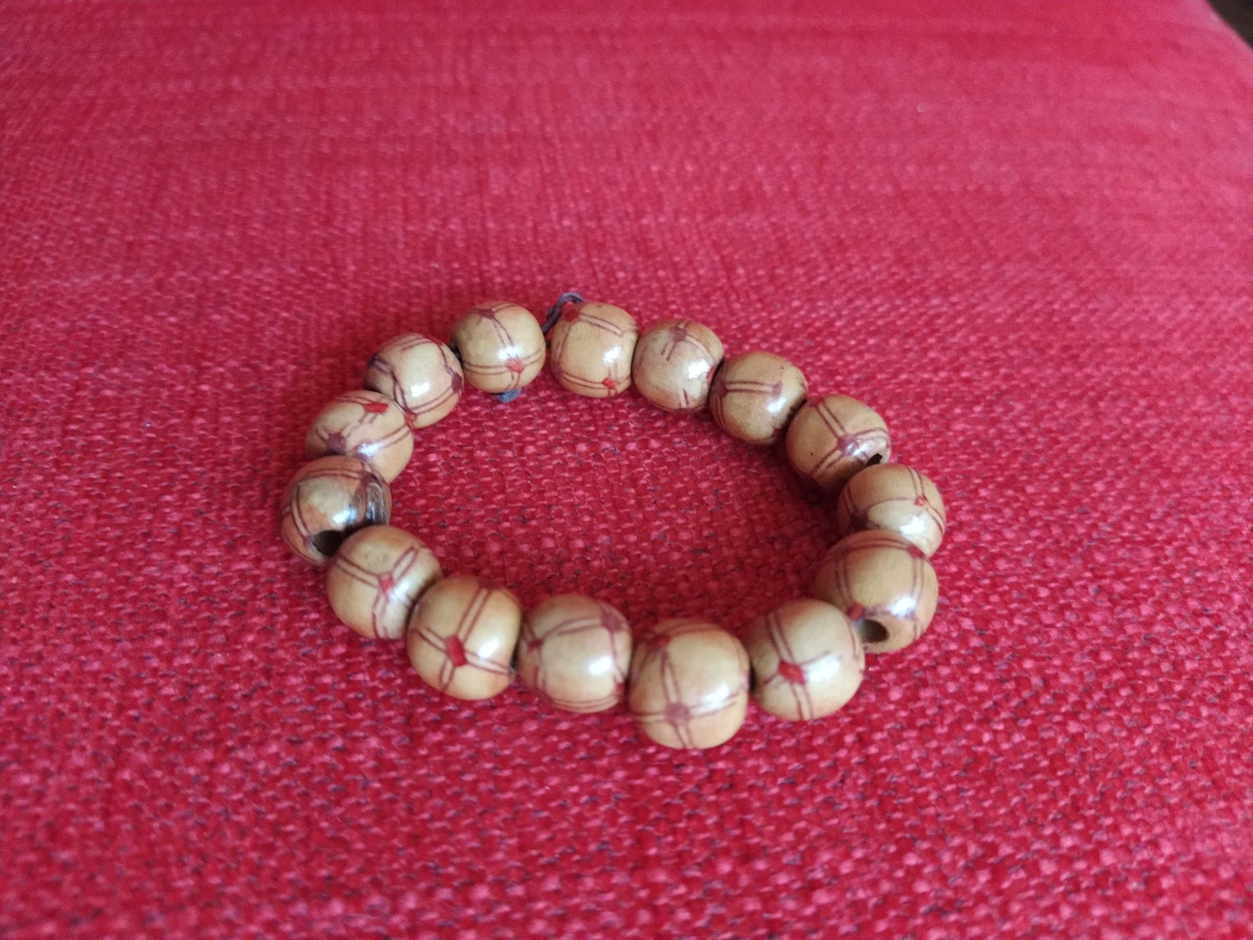 Pulseira bolas madeira origem Brasil
