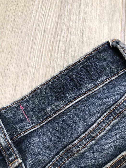 Шорти та джинси