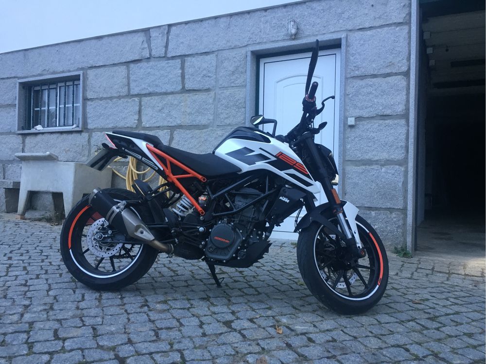 KTM Duke 125 Ano 2017