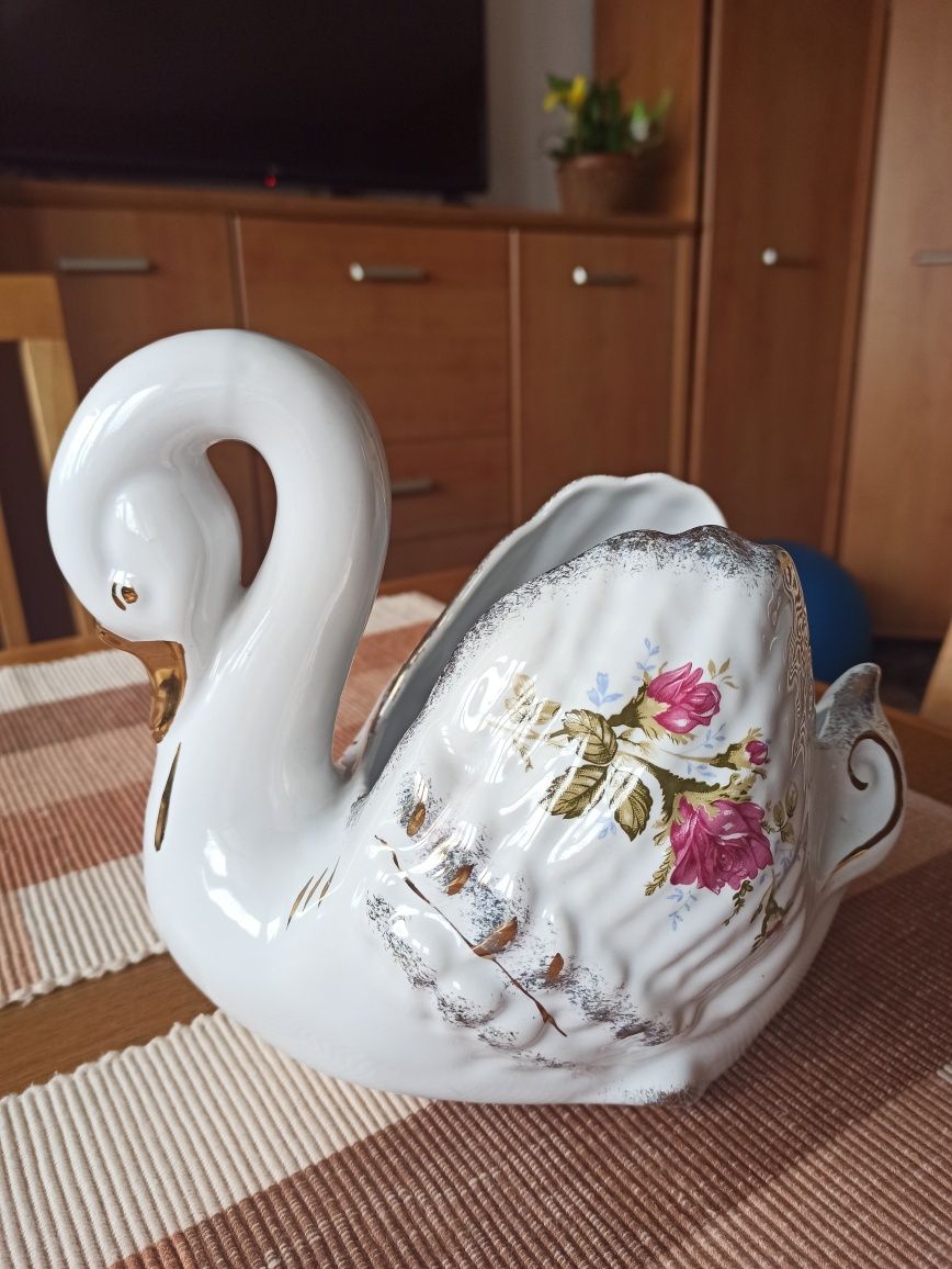 Łabędź duży - porcelana Chodzież