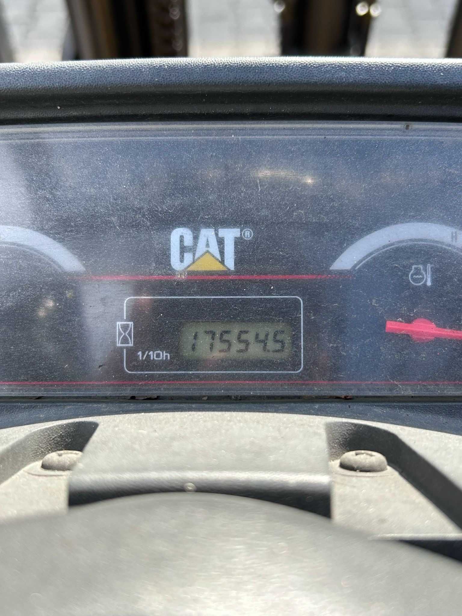 Widlak CATEPPILAR 2t, ważny UDT