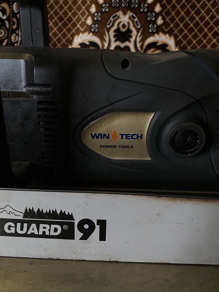 Цепна електропилка WINTECH