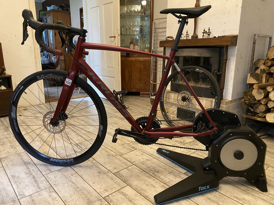 Tacx Flux 2 plus Kross Vento 5.0