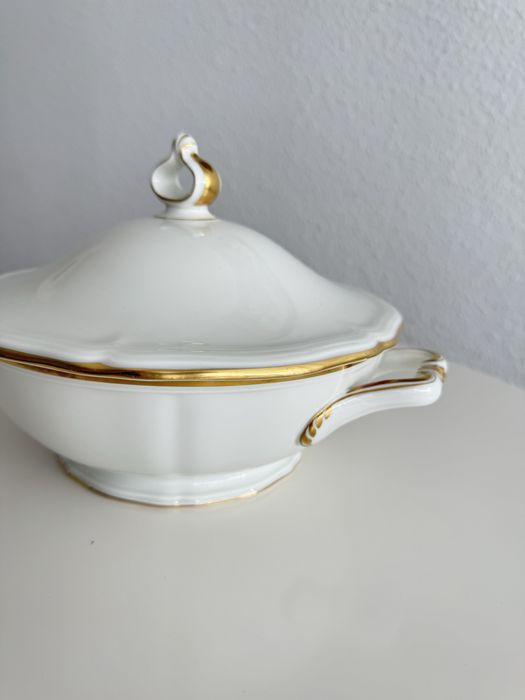 Waza do zupy Rosenthal Banhofselb biało złota Chippendale