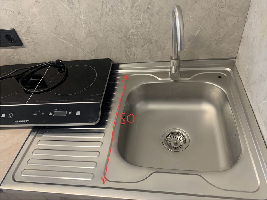 Кухонні меблі в гарному стані