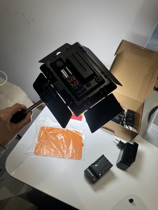 відеосвітло Yongnuo YN-300 III