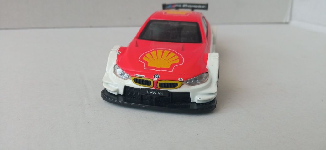 Shell BMW M4 Motorsport w skali 1/43