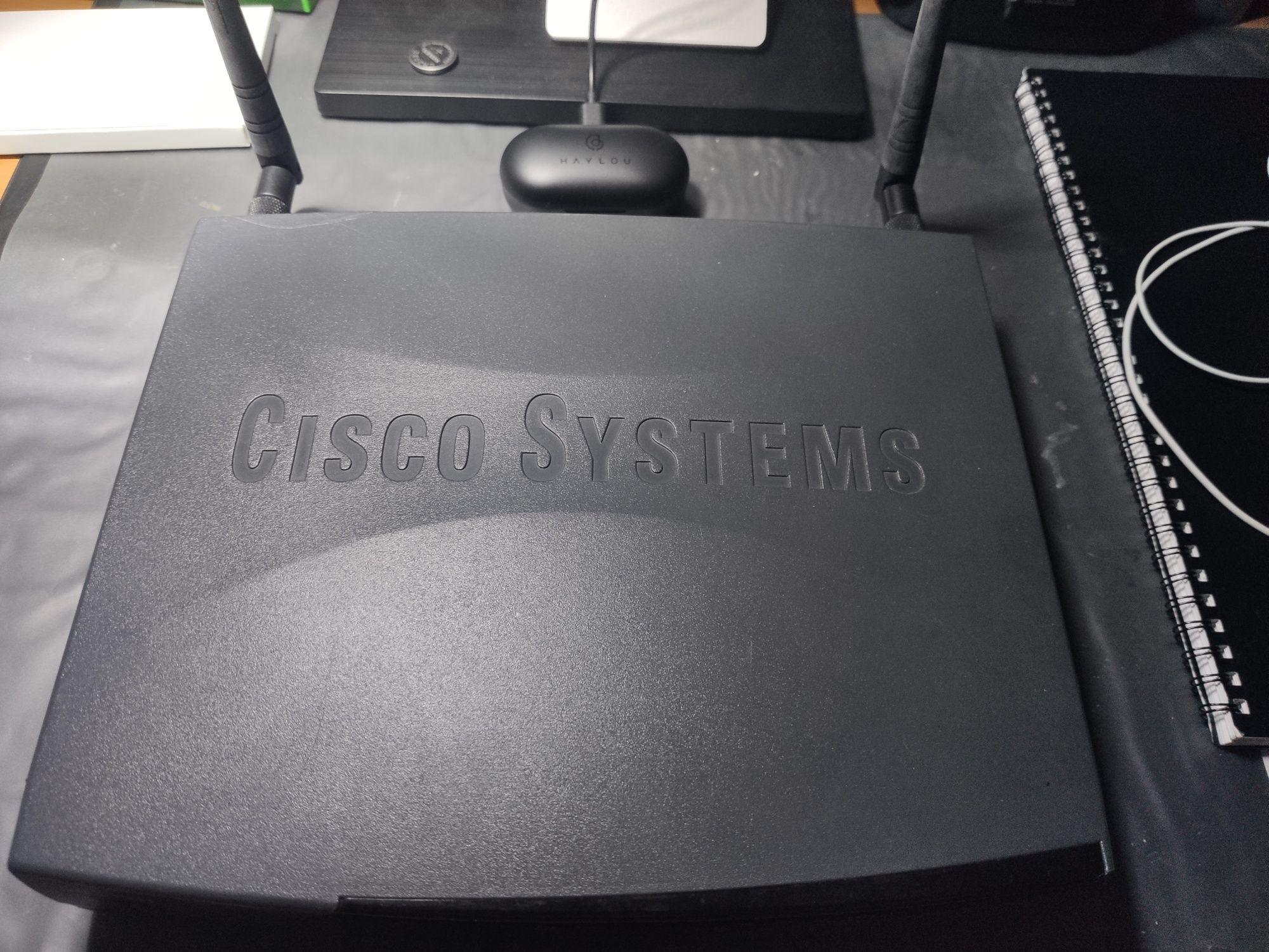 Cisco Router 877 W