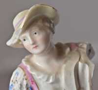 Porcelanowa figura kobiety MEISSEN / MIŚNIA