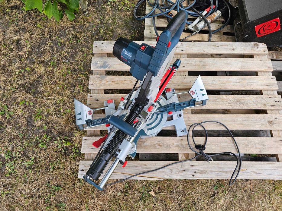 Ukośnica z posuwem GCM 8 SJL BOSCH 216mm stan idealny