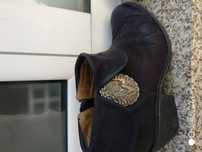 Botins azuis marca Dkode