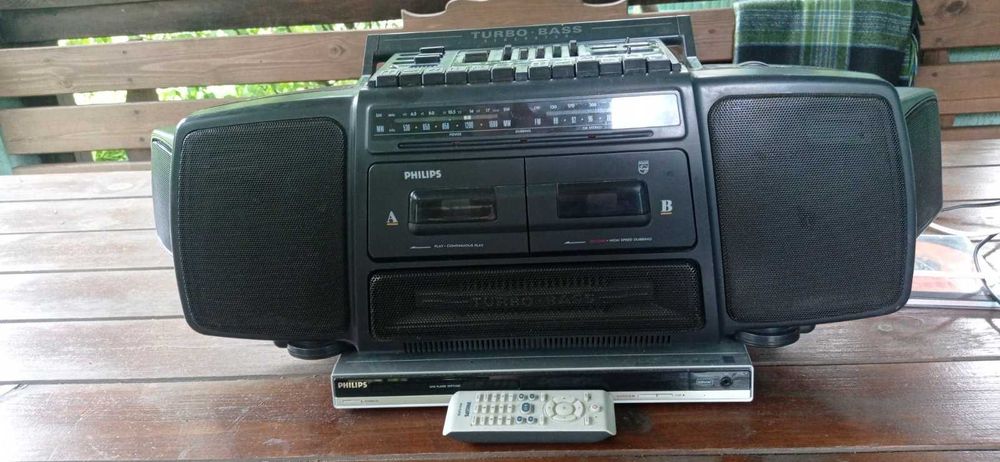магнитола philips Plilips AWE 7694 boombox со встроенным сабвуфером