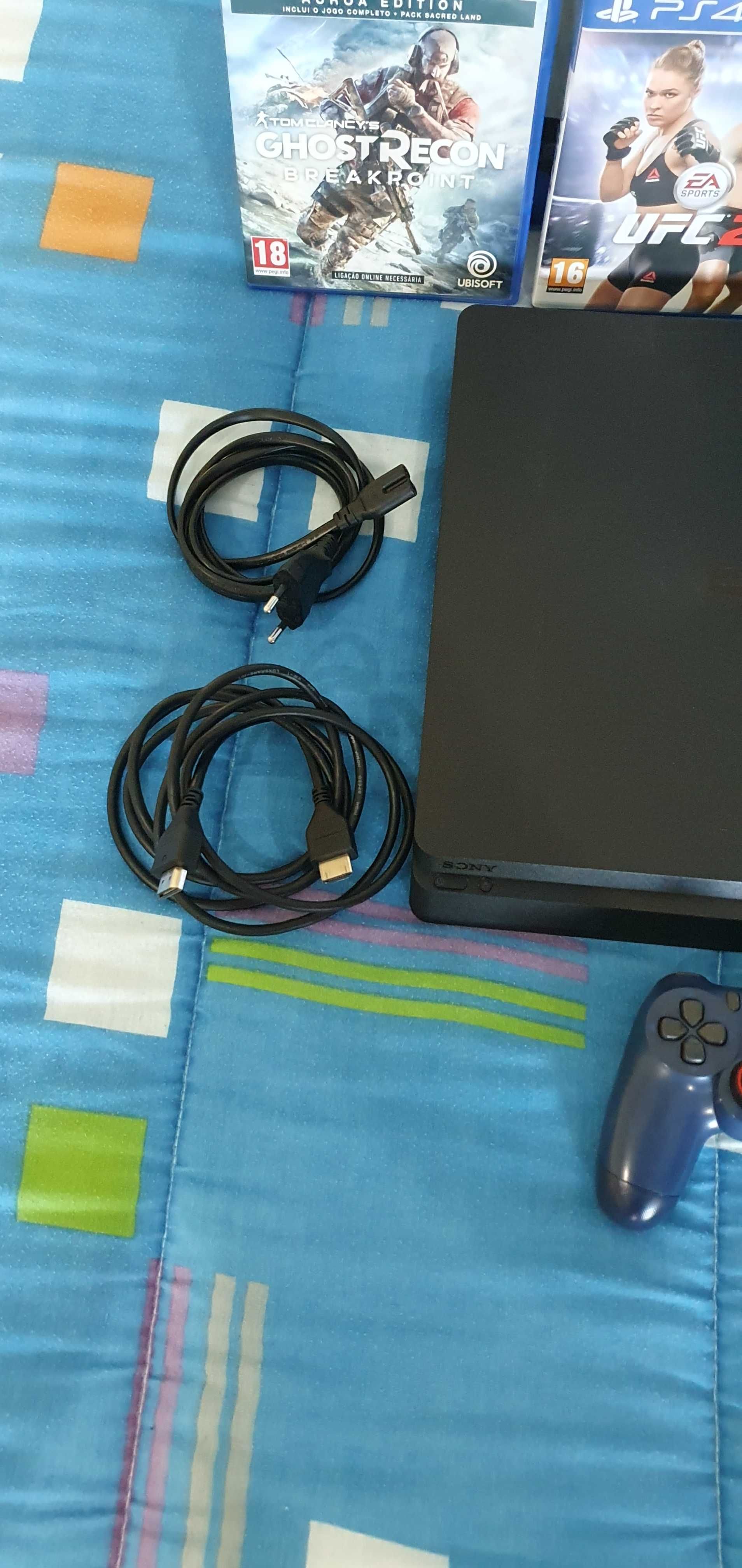 Ps4 slim 1Tb + 5 jogos