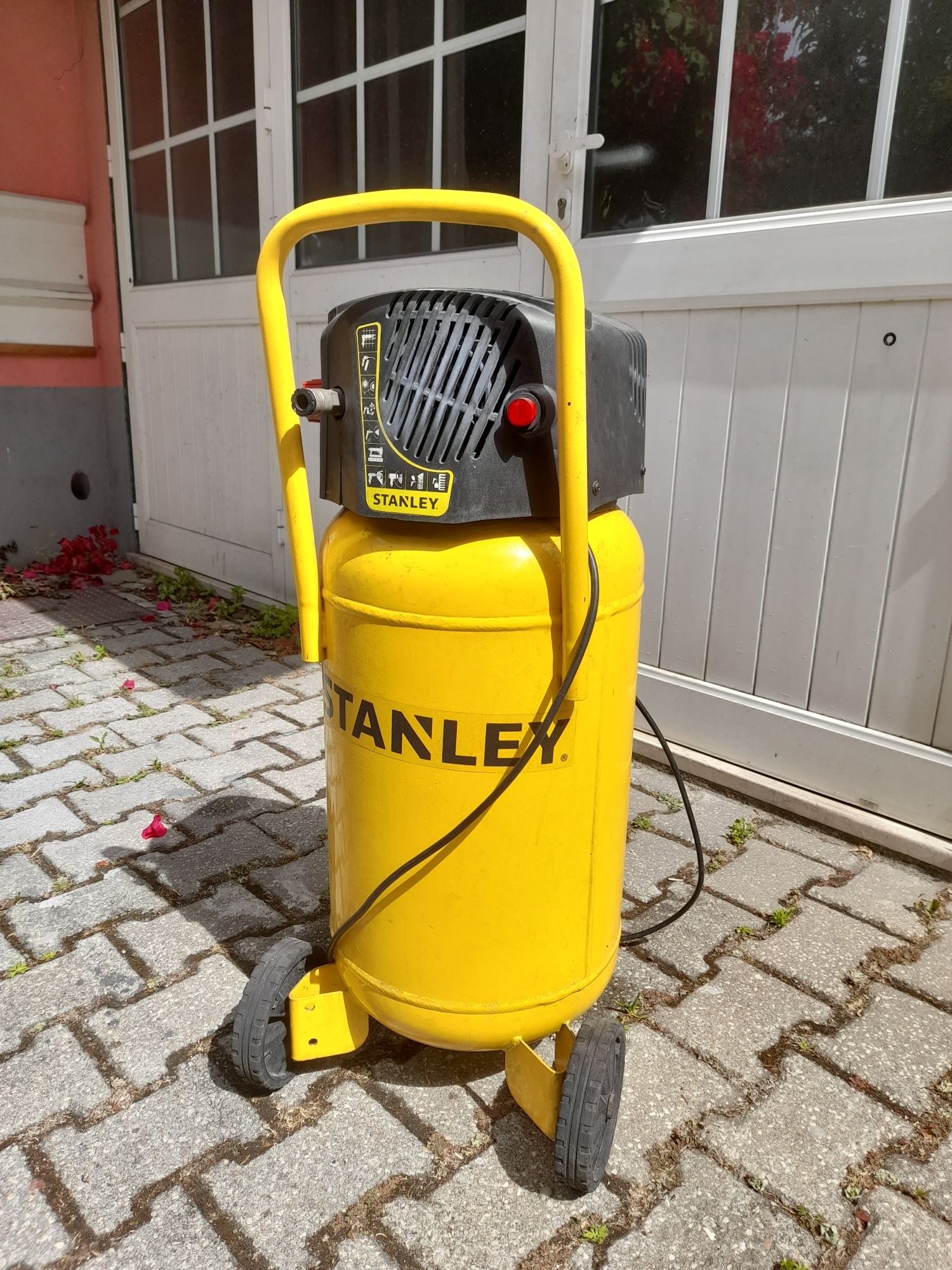 Compressor Stanley Vertical 50L