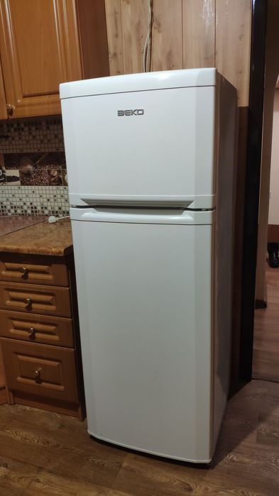 Квартира 3-х кімнатна, меблірована, с битовою технікою