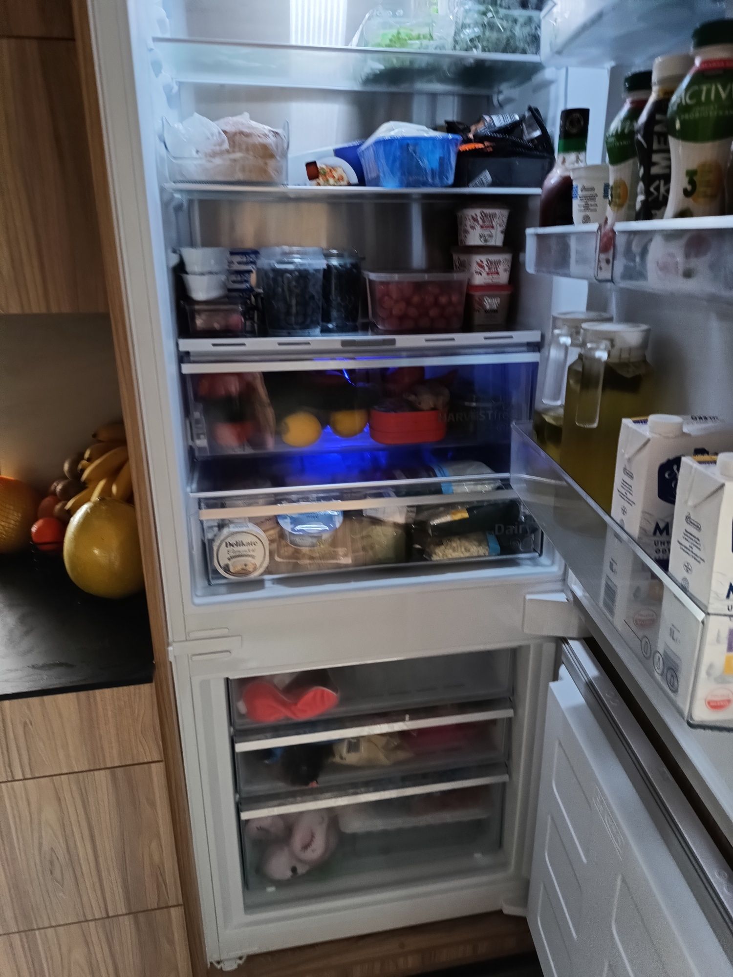 Lodówka Beko 70 cm do zabudowy