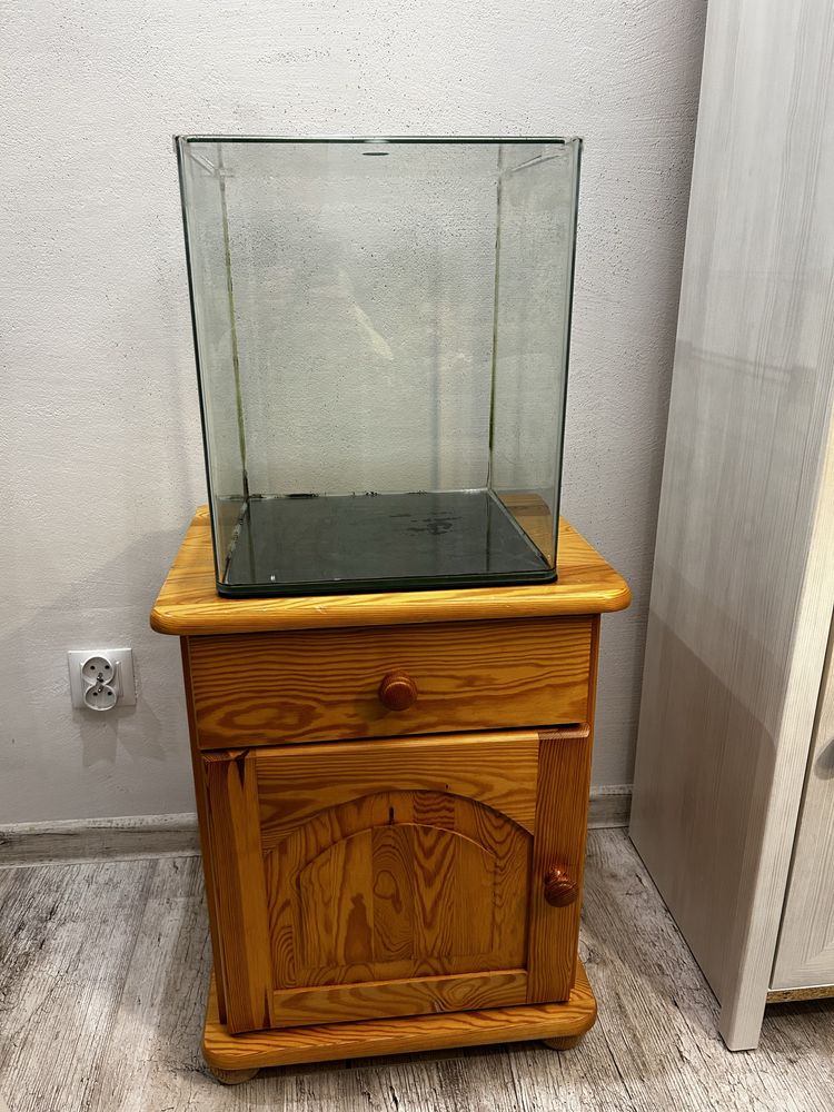 Alwarium 35 L plus szafka, lampka
