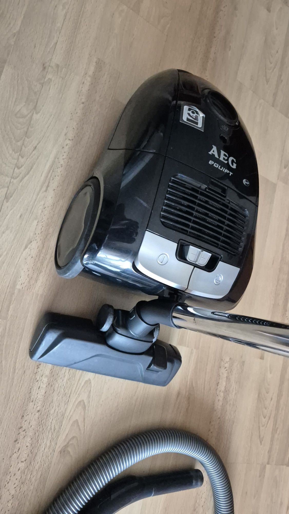 Aspirador AEG AEQ10+