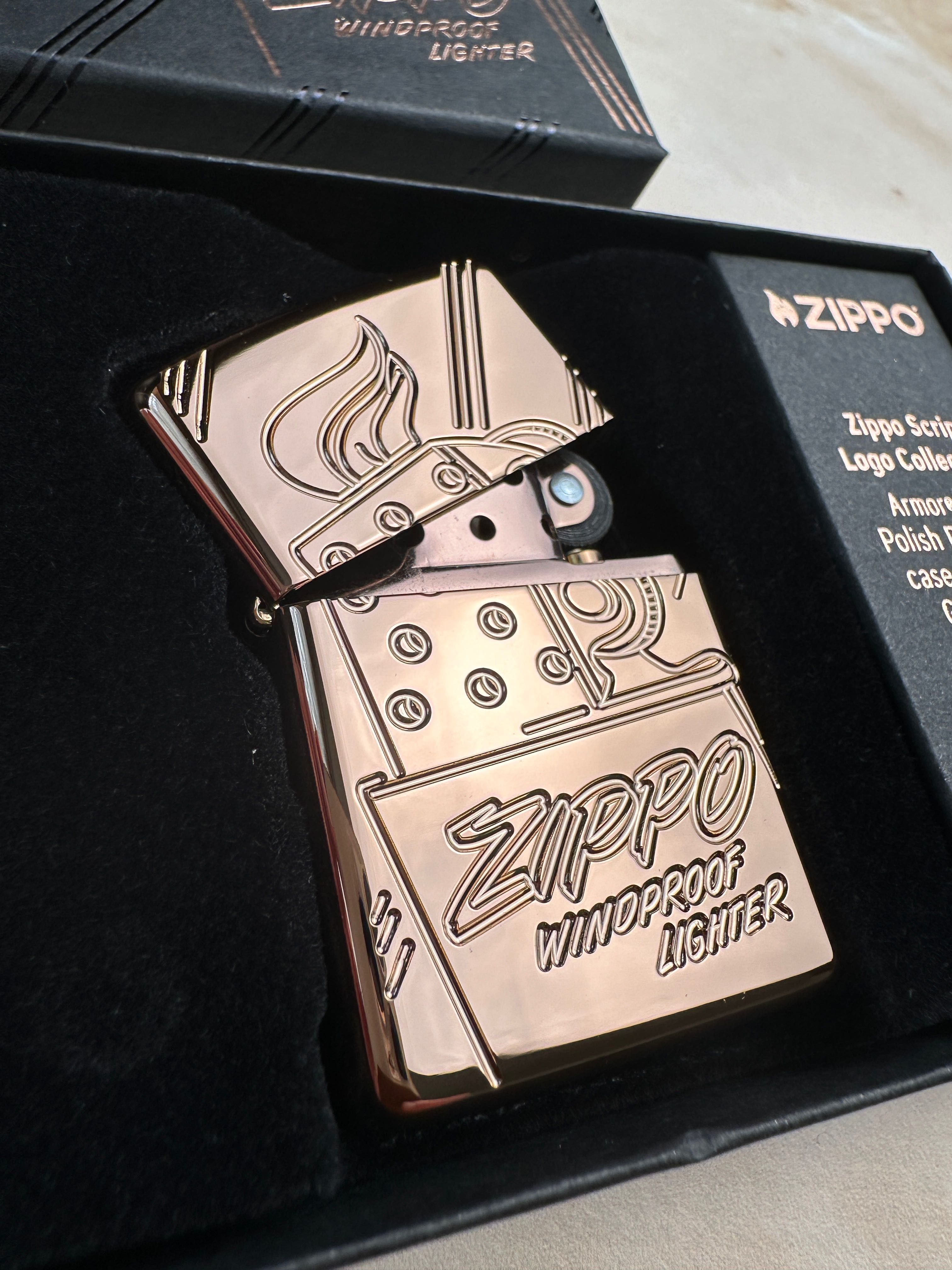 Новая зажигалка Zippo 48768 Zippo Script Collectible оригинал подарок