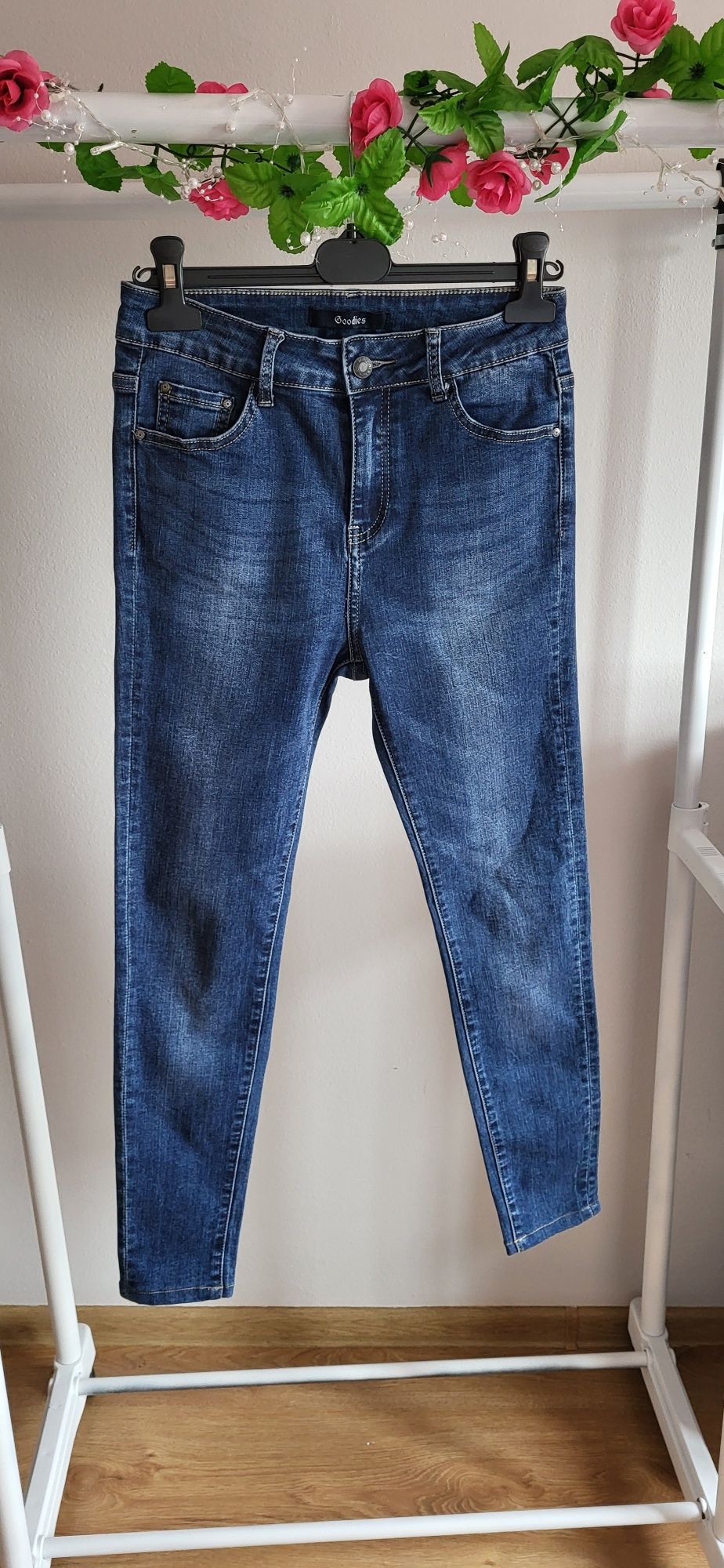 Spodnie jeansy rurki Goodies S/M