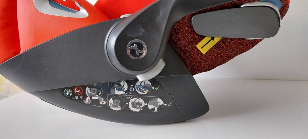 Cybex cloud z ovo laranja