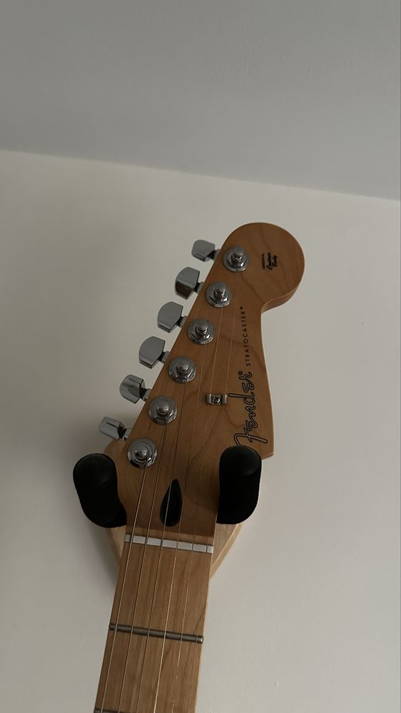 Fender Player Stratocaster HSS Black