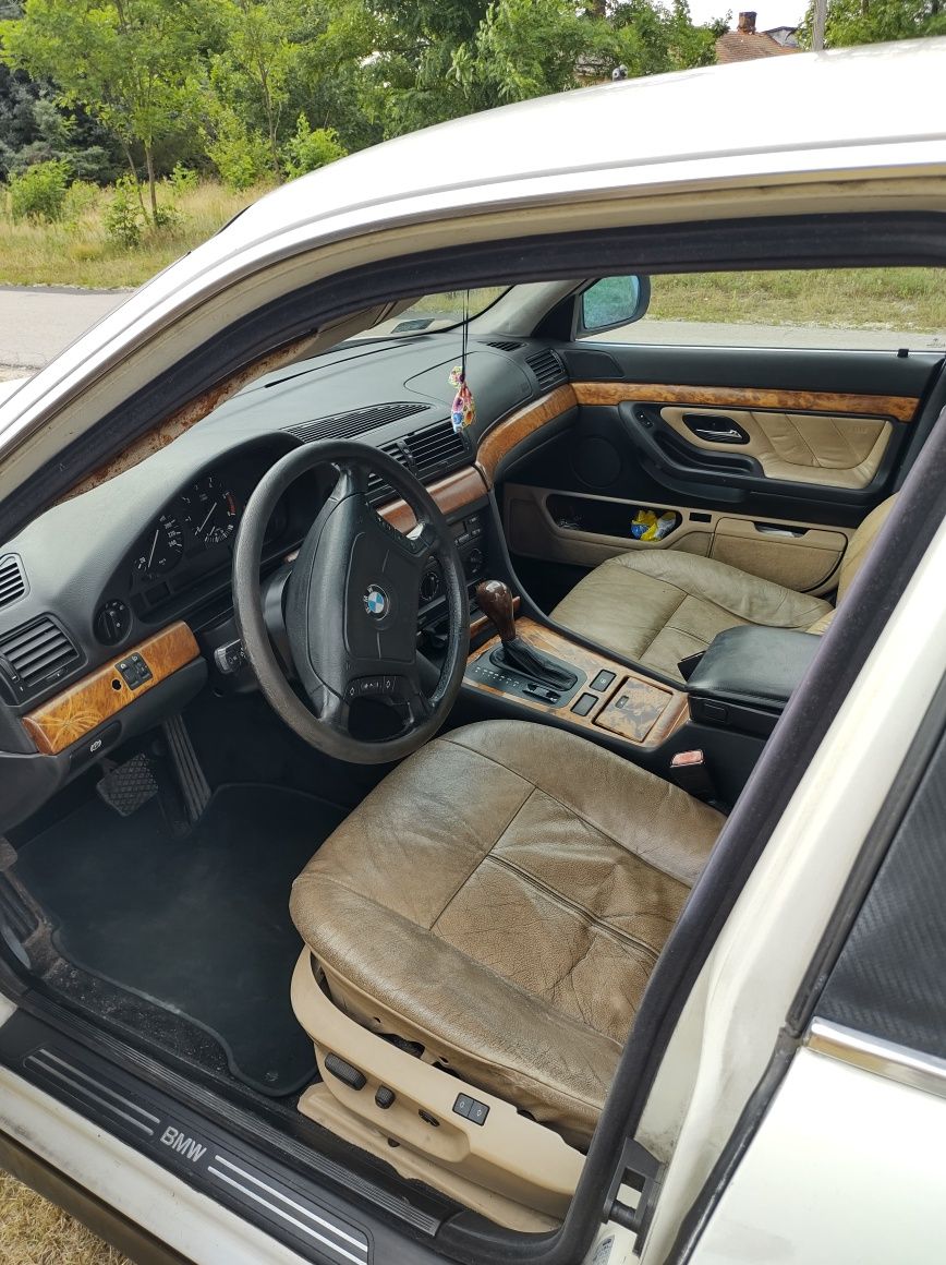 BMW  725 TDS E38 1997