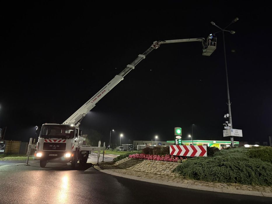Wynajem podnośnika koszowego 34m i 22m wycinka drzew