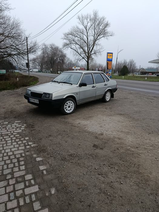 Продам ваз 21099