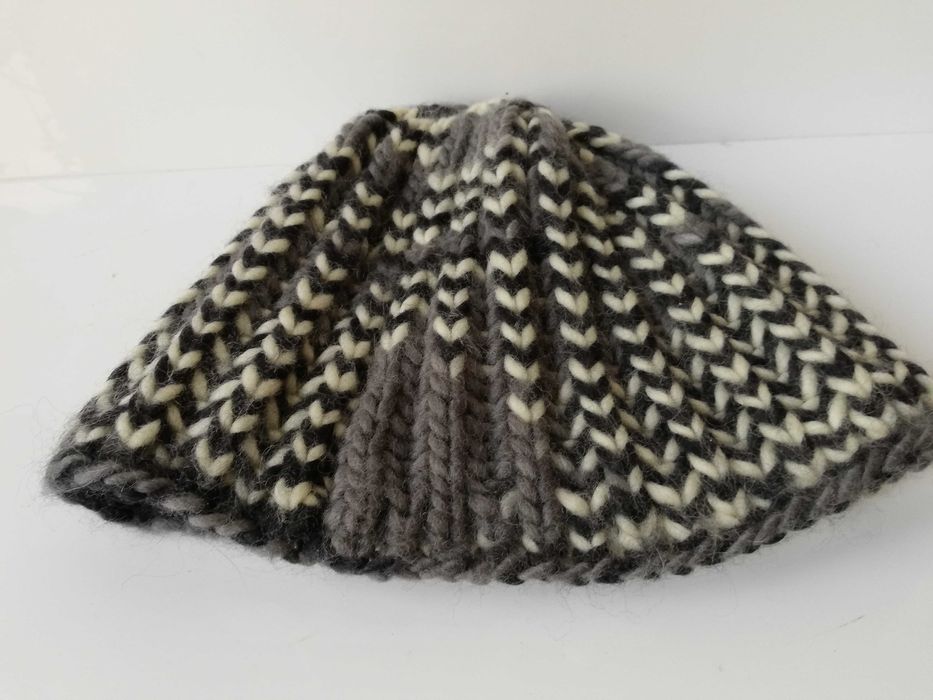 czapka męska hand made