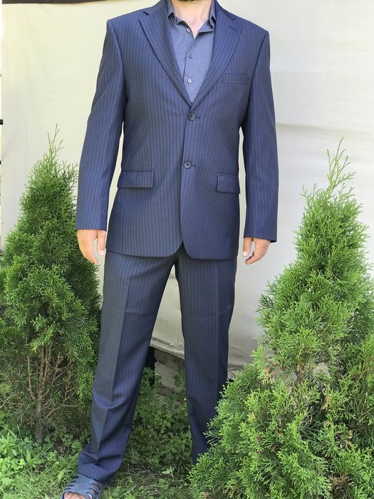 Костюм мужской с рубашкой