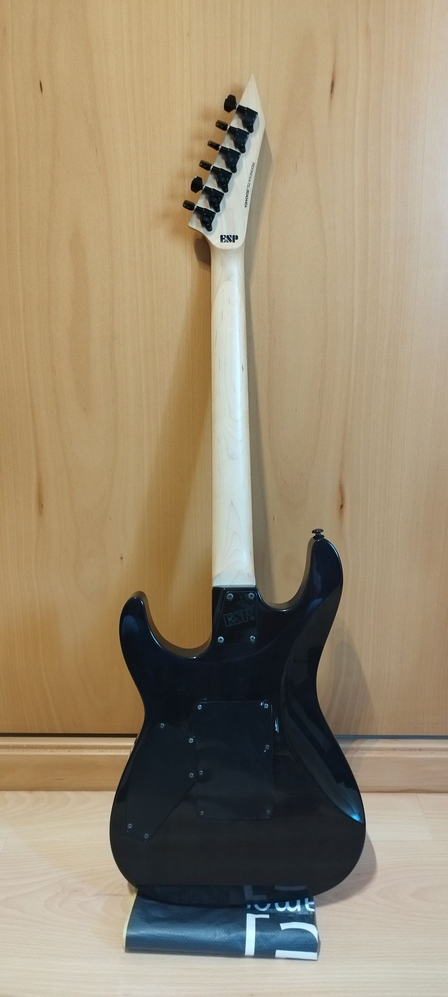 Guitarra elétrica ESP LTD M-100FM