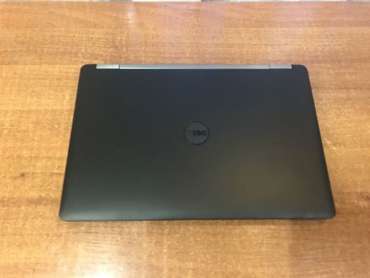 Ультрабук 15" FHD Dell Latitude E5570 (i7-6820HQ/8/256/R7M370)