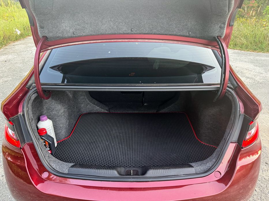 Продаю своє авто Dodge Dart 2.4L SXT 2014 р.