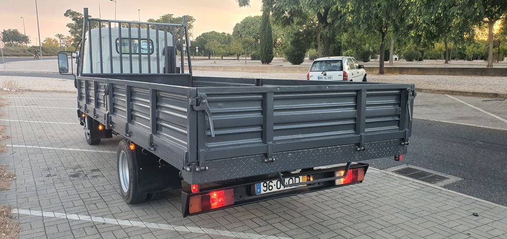 Mitsubishi canter