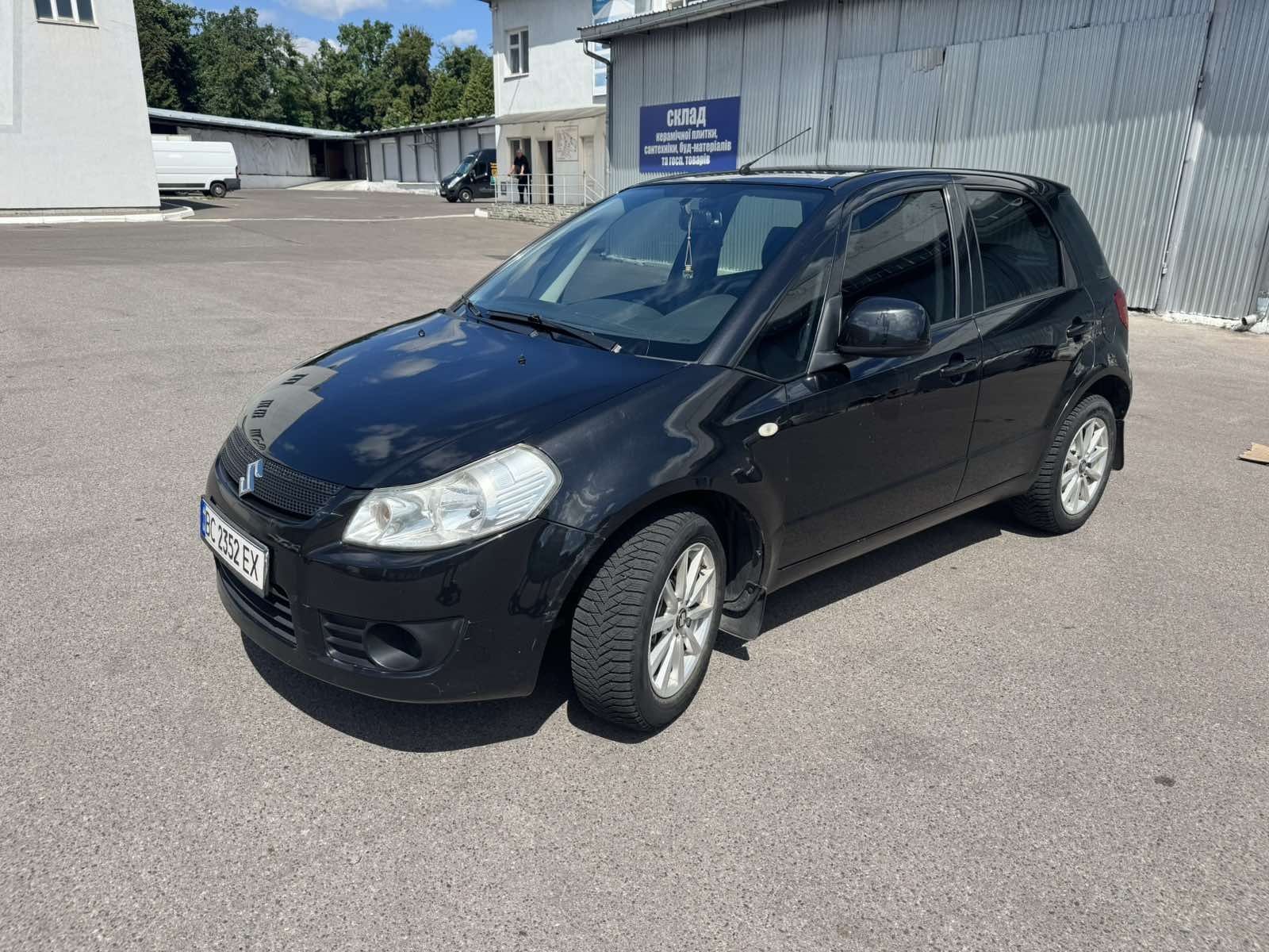 Suzuki SX-4 сузукі