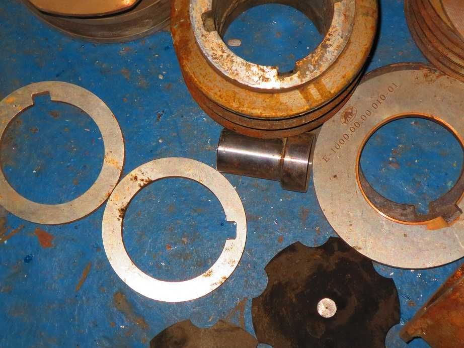 Екструдер Е-1000 зерновий Бронто запчастини.   11