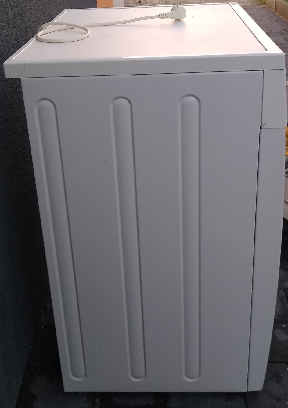 Do sprzedania jest pralka używana automatyczna mpm 6kg.