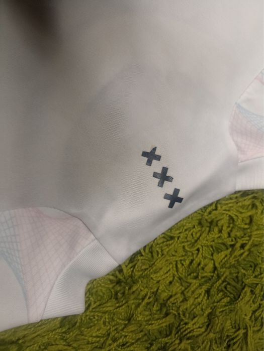 Тішка Adidas Ajax