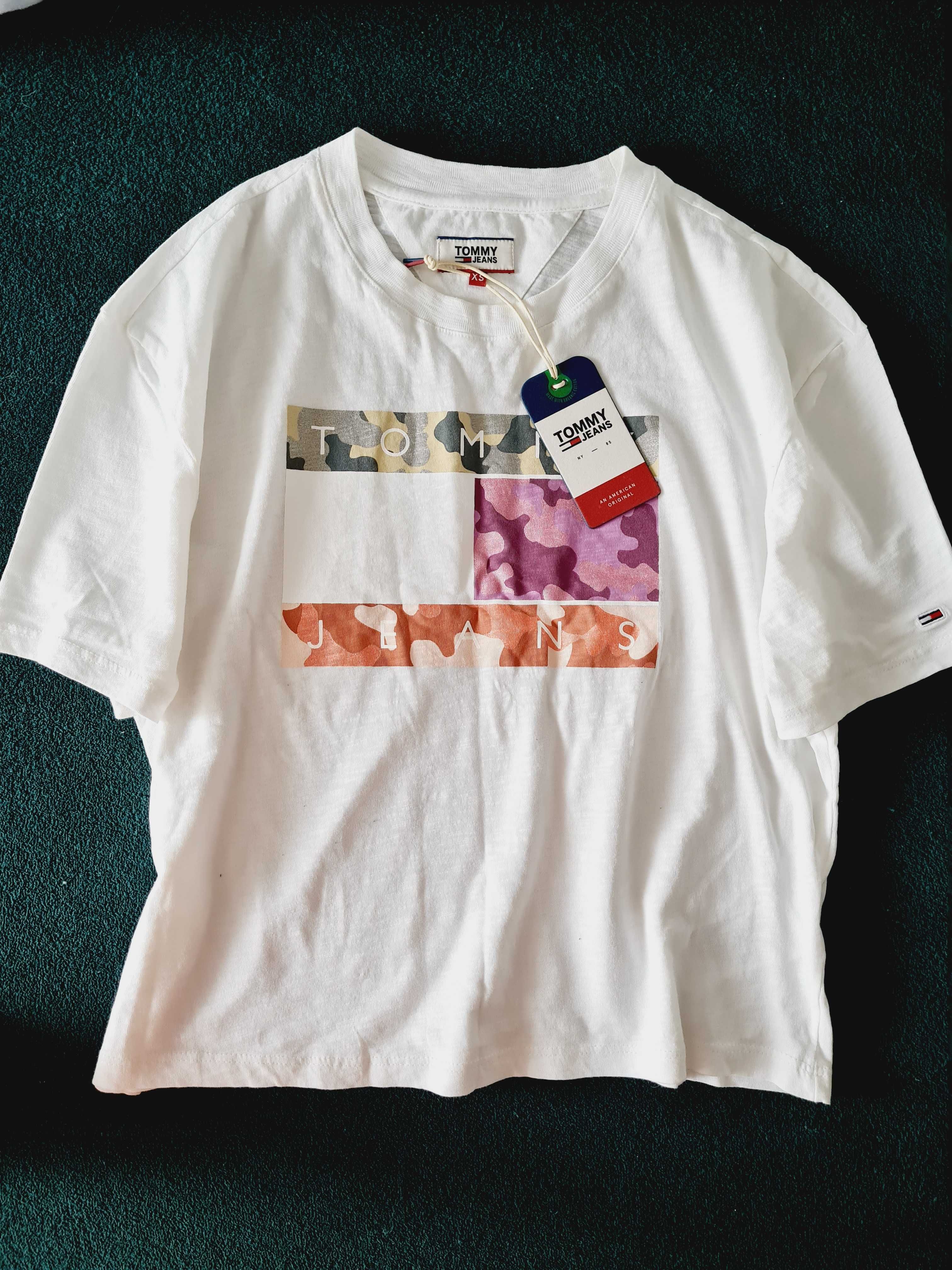 T-shirt damski o luźnym kroju Tommy jeans Nowy XS Nowy