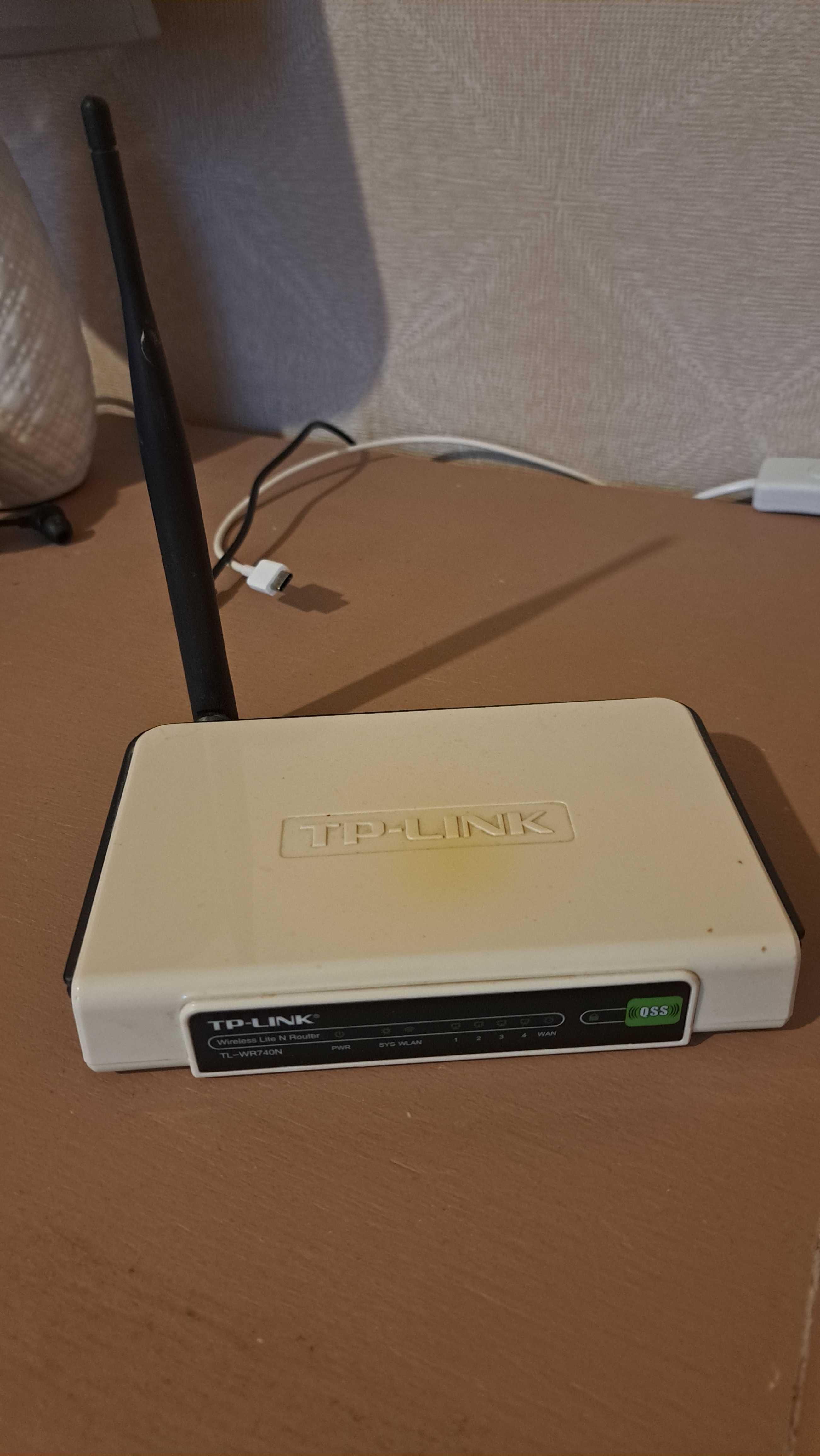 Router TP-Link TL-WR740N WiFi 150Mbps + zasilacz + pudełko