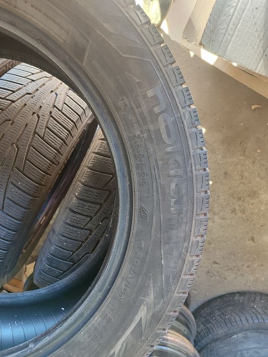 Резина зима 215.60.17 nokian